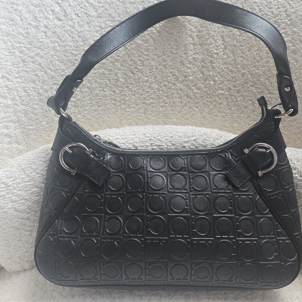 Salvatore Ferragamo Black Gancini Leather Shoulder Bag EUC